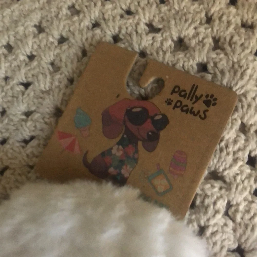 pally paws brand new
